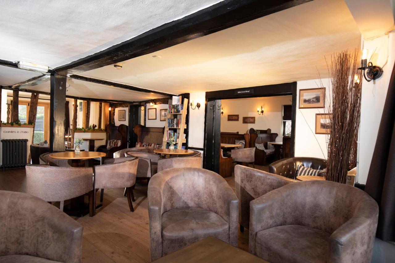 The Cock Inn Hotel Sheering  Buitenkant foto